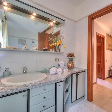 Casa Elisabetta 100m From - Happy Lejlighed *