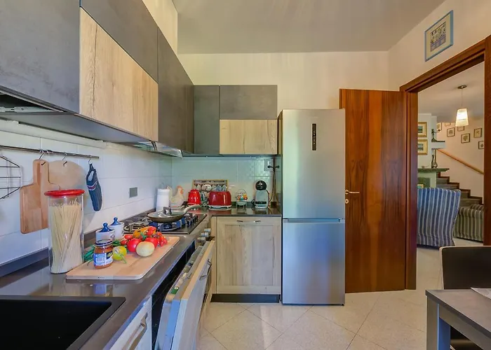 Casa Elisabetta 100m From - Happy סטרסה