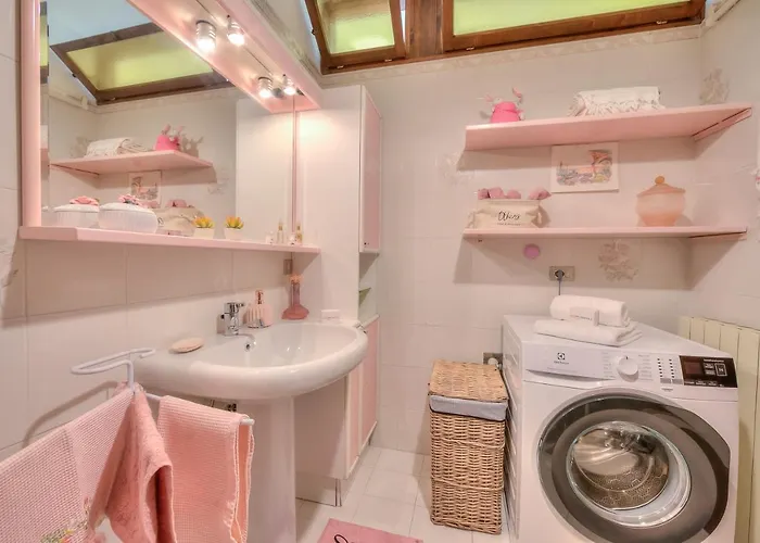 Casa Elisabetta 100m From - Happy アパート